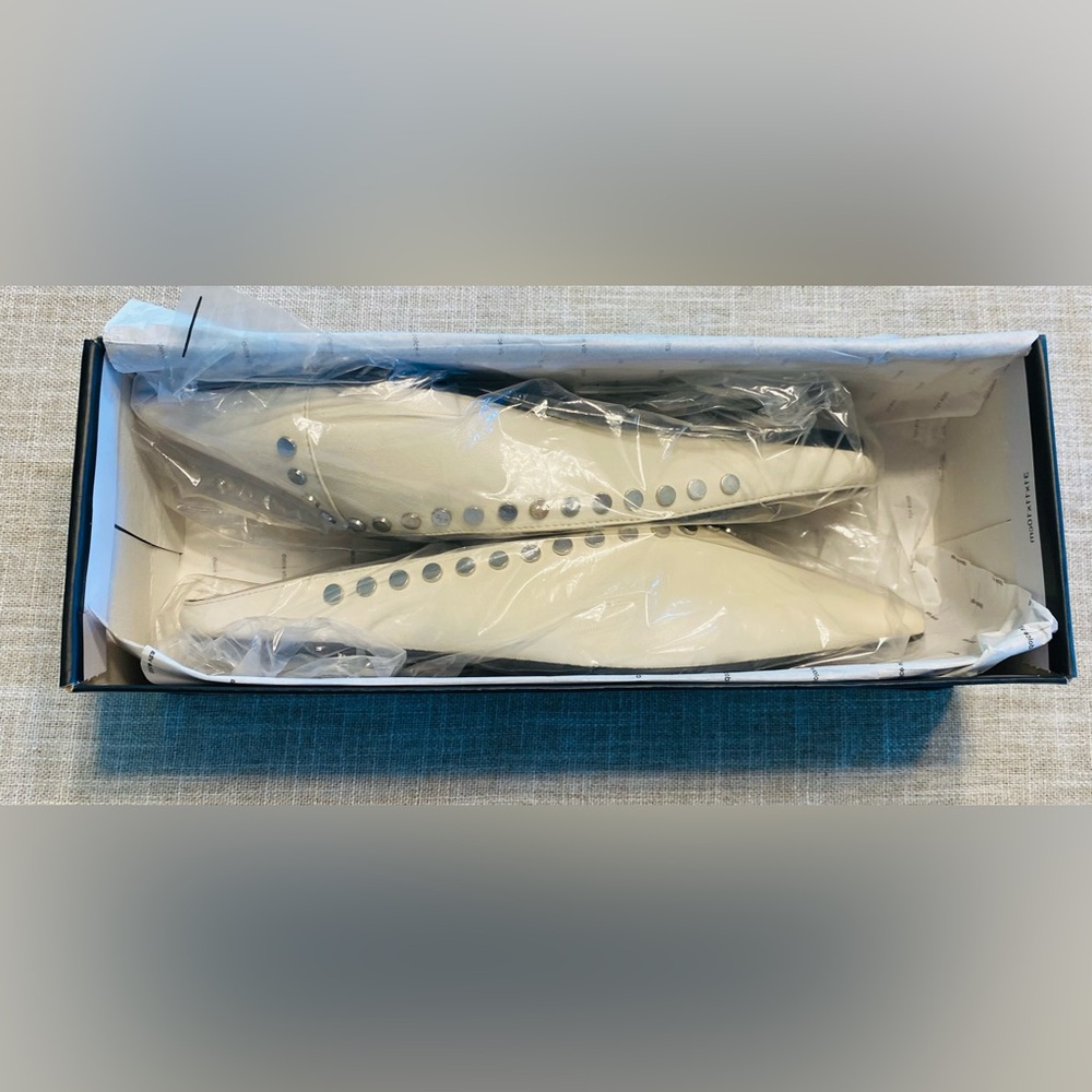 NEW Dolce Vita Ramsay ivory leather studded flats size 7 - Picture 7 of 10